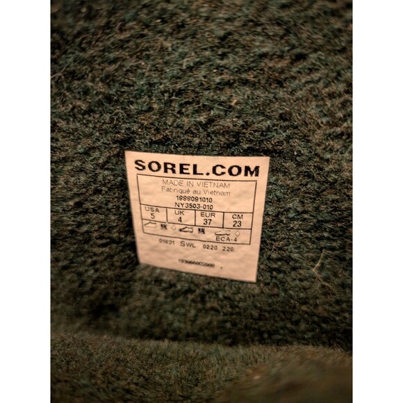 Sorel Kids Black and White Polka Dot Boots - Picture 11 of 12